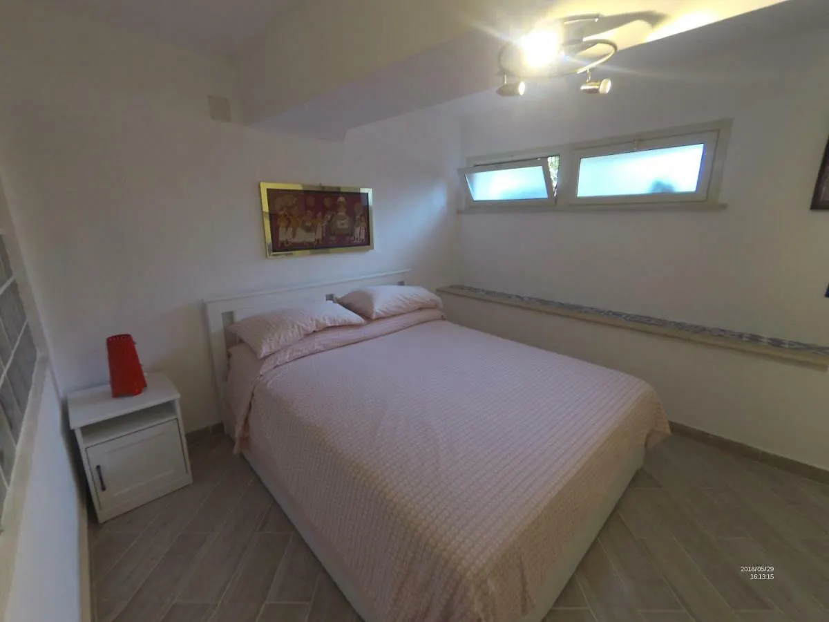 Apartment La Petit Maison Palermo Italy